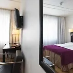 Thon Polar Szálloda 4*