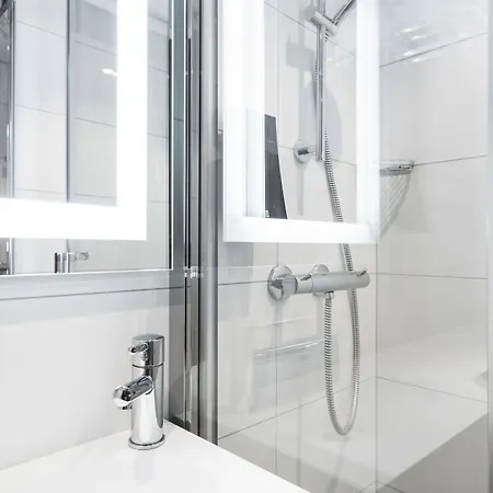 トーン ポーラー 4* トロムソ