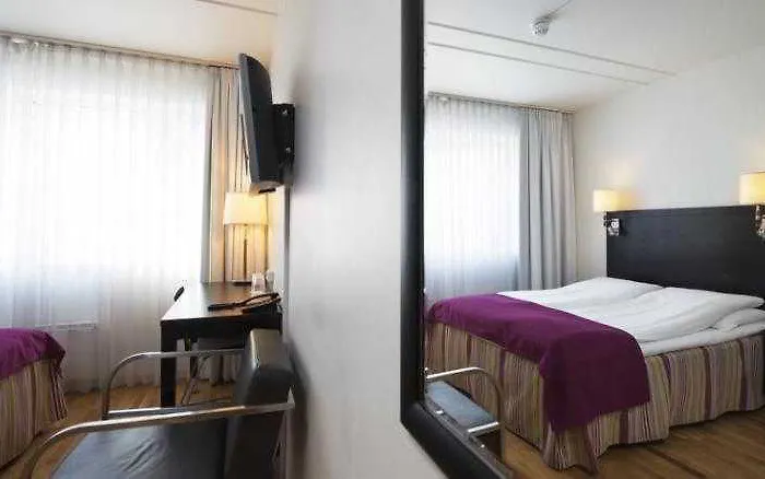 Thon Polar Hotel 4*